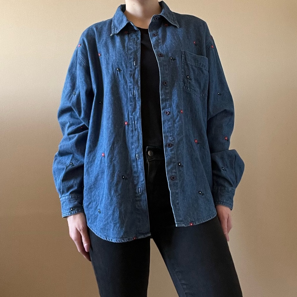 PHD floral denim button down with super cute flower buttons
